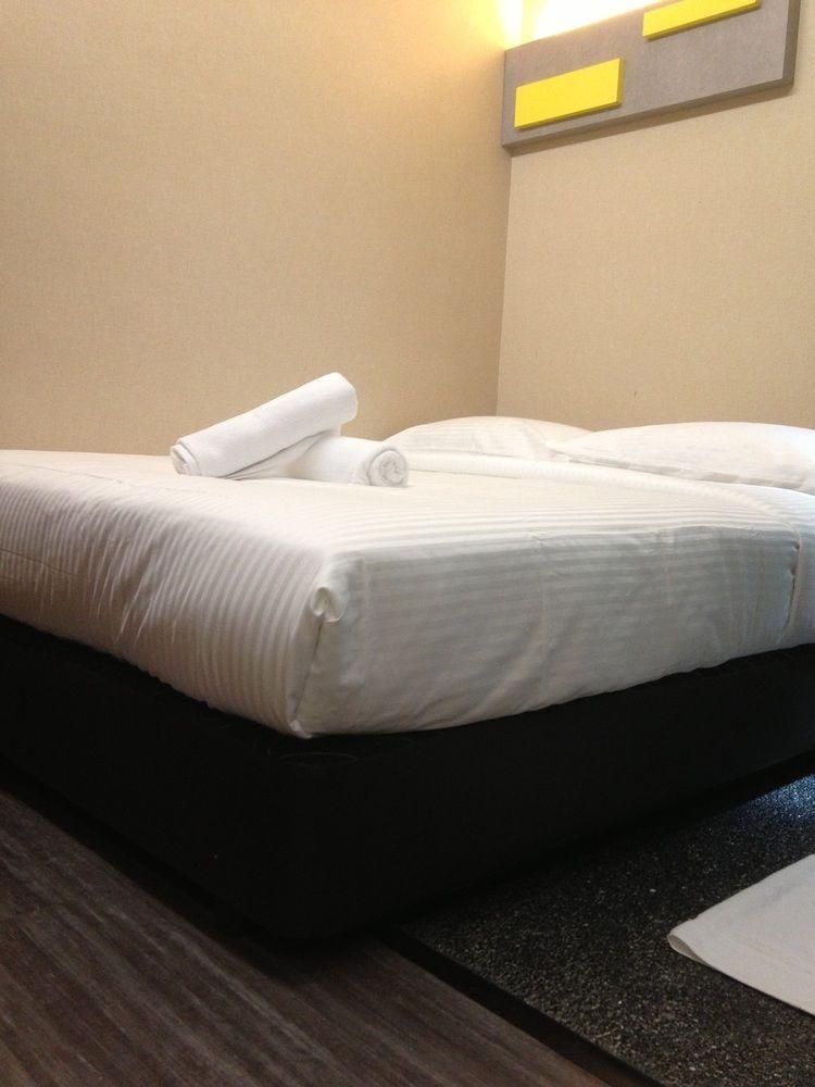 Smile Hotel Danau Kota Kuala Lumpur Buitenkant foto